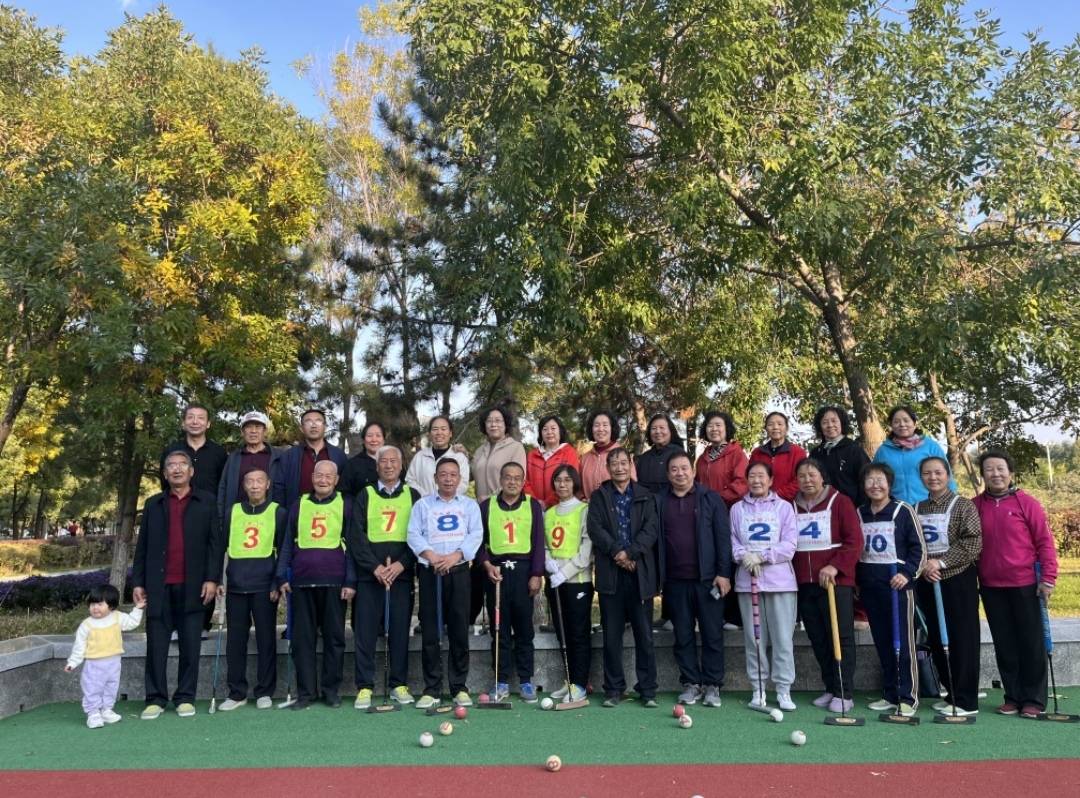 开云体育官网-球队训练备战,主教练积极指导球员提升的简单介绍