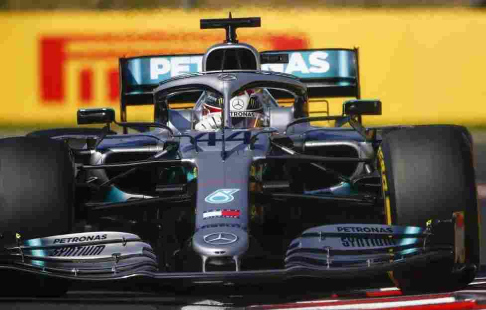 匈牙利队逆转比分，取得胜利