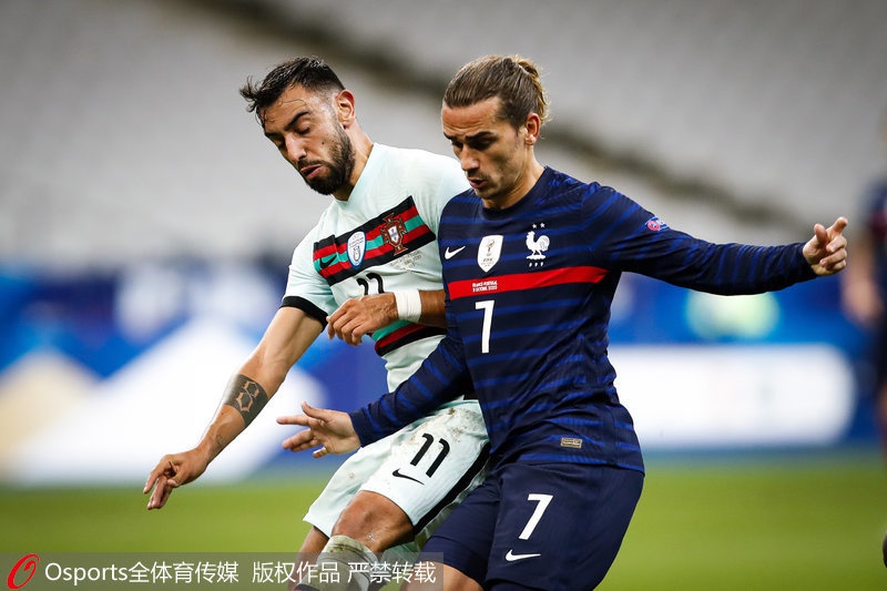 开云APP-包含葡萄牙鏖战韩国，马丁内利高光表现的词条