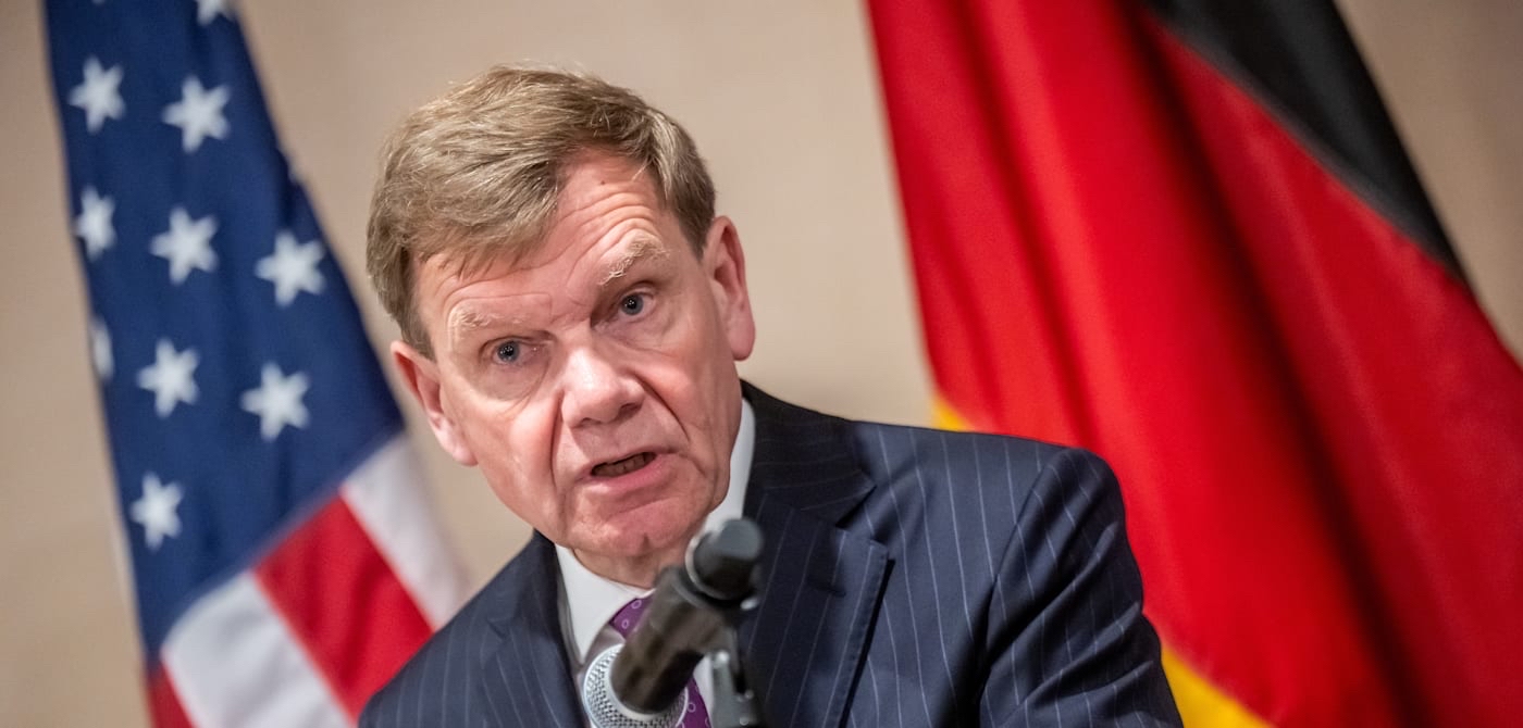 乌克兰完胜德国，库尔图瓦状态火热