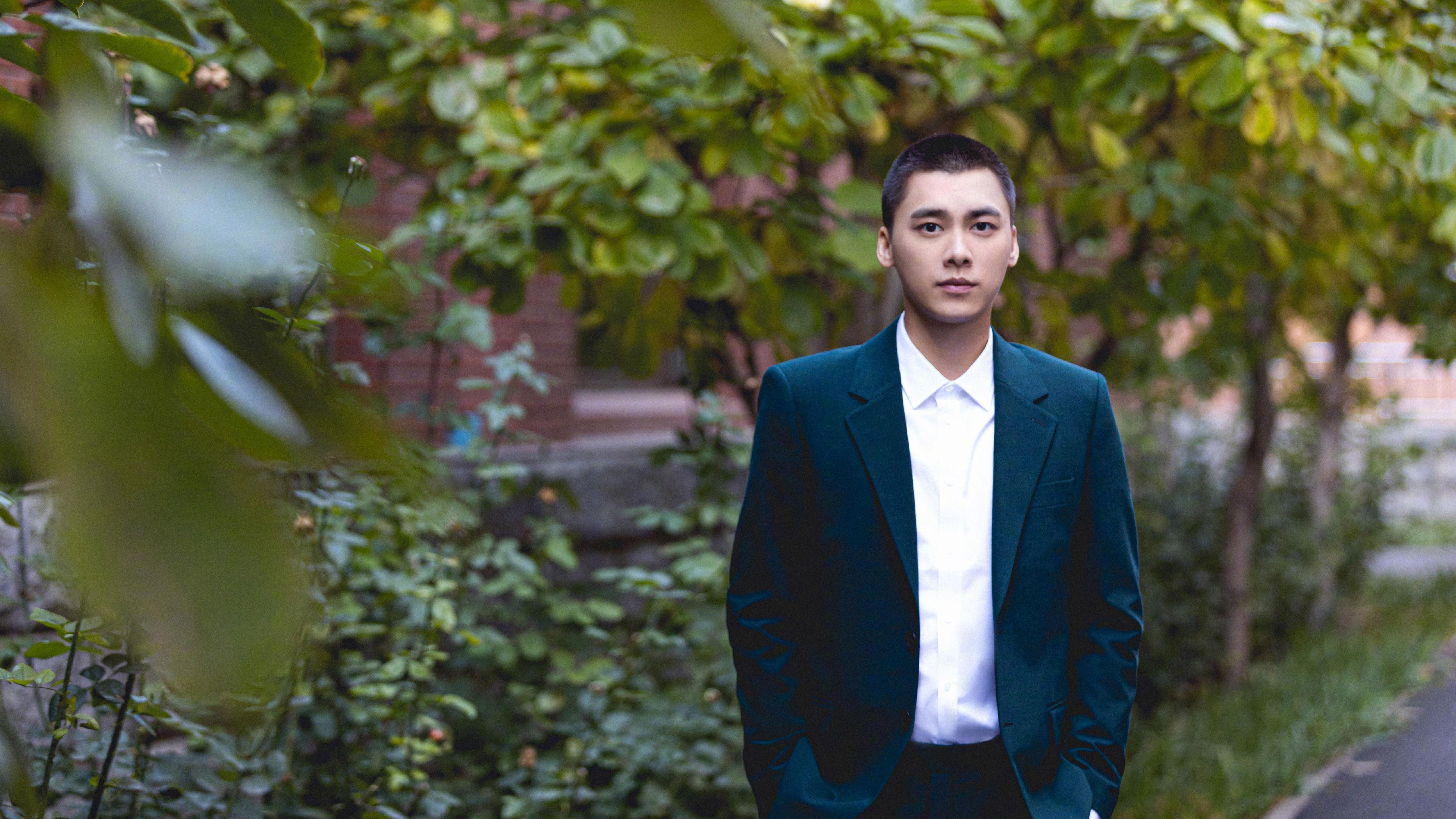 开云体育app-闪电带走，主宰降临，巨星时刻如何撕裂比赛的平静