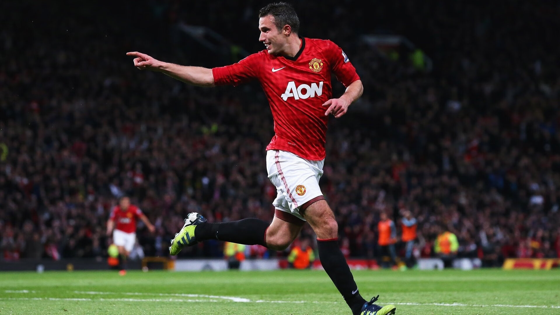 开云体育APP下载-阿尔瓦雷斯,那个在沉默中爆发的男人,今夜改写了美国的足球故事