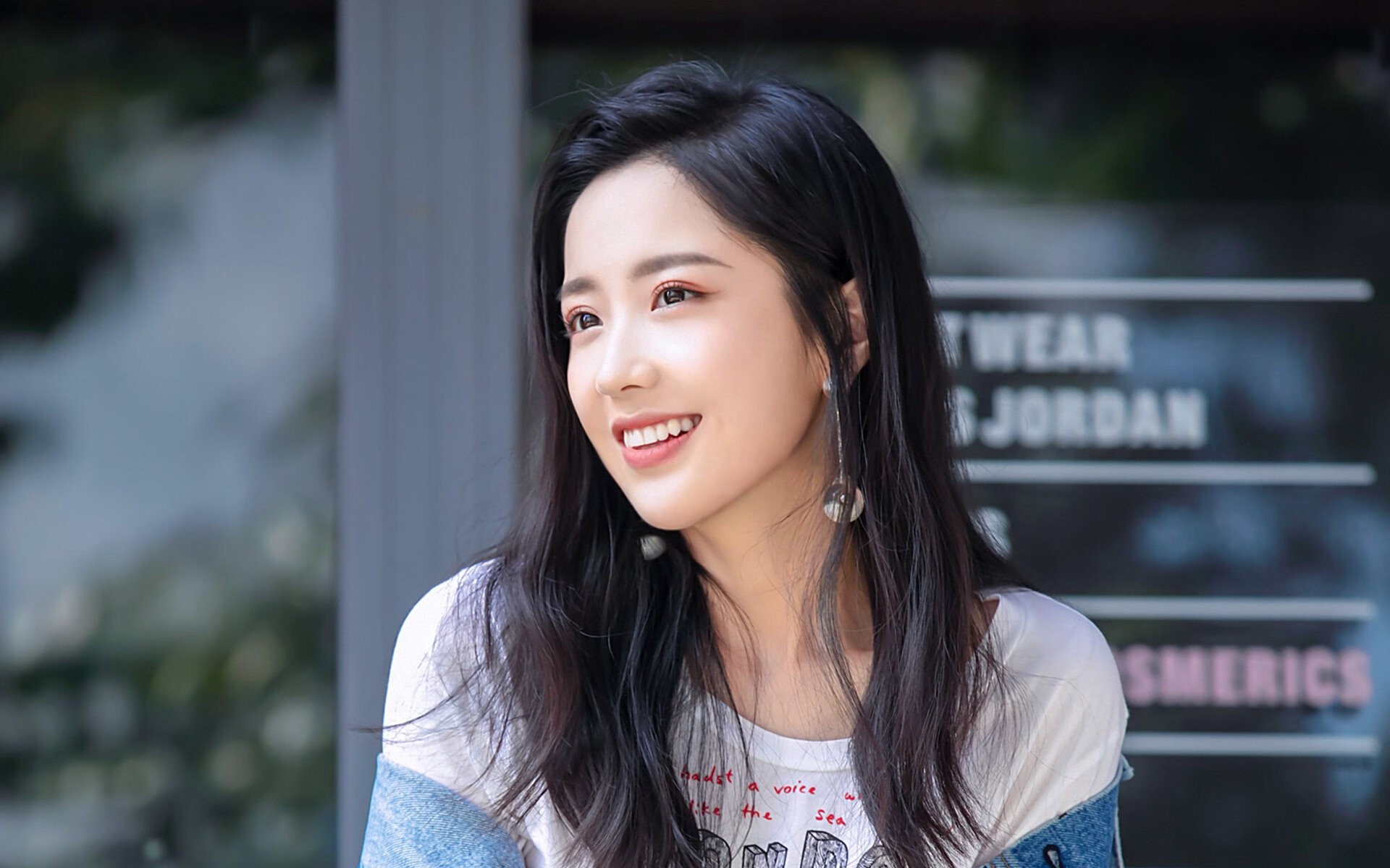 钢铁脊梁与不灭火焰,斯通斯扛起全队,里昂决胜局带走澳大利亚