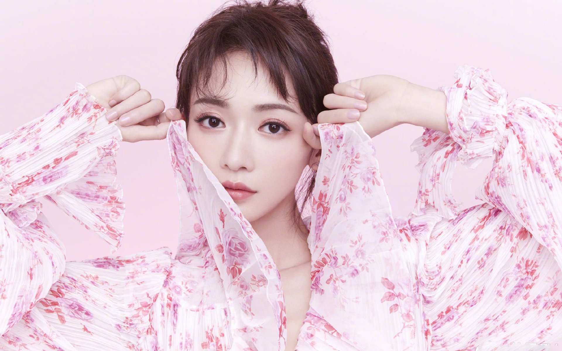 赛道上的空中对决，F1新赛季揭幕战，科技老鹰轻取传统猛龙