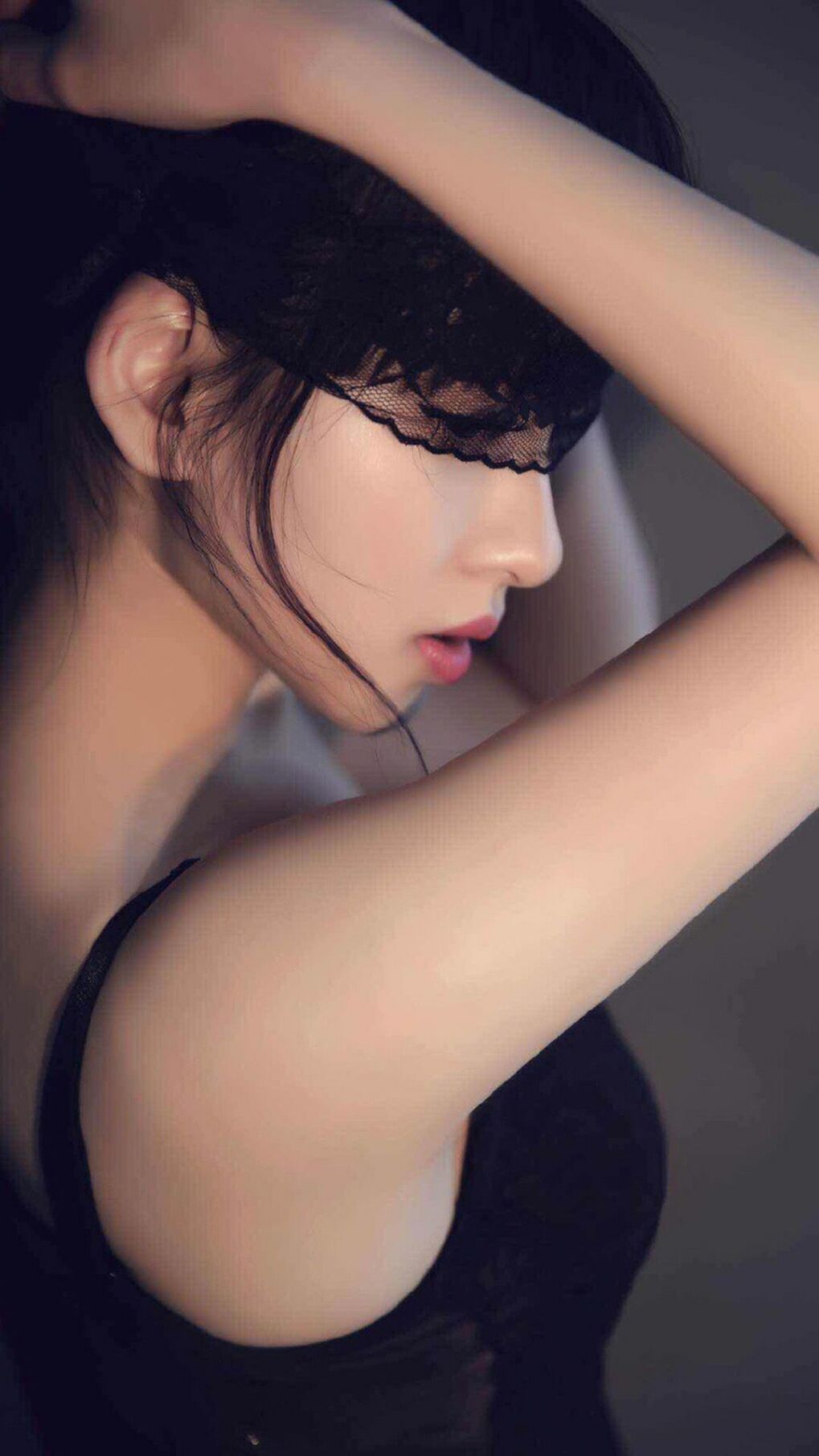 当曼德拉精神绿茵场封锁银河战舰,莱万关键三连击与历史意志的终极对话